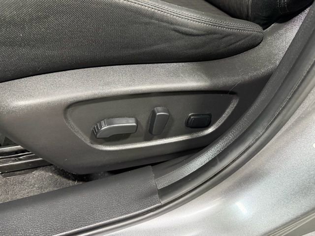 Used 2020 Nissan Rogue SV w/ Premium Package image 24