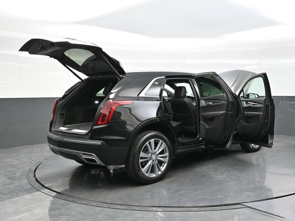 Certified 2024 Cadillac XT5 Premium Luxury AWD/4WD image 40