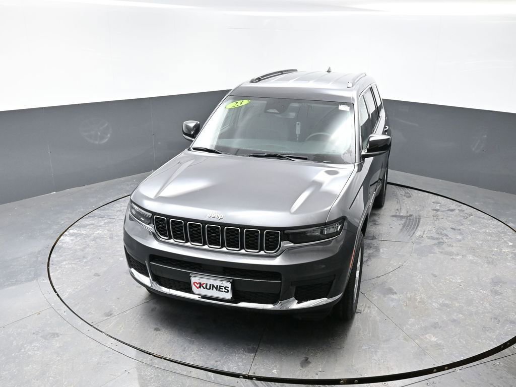 Used 2023 Jeep Grand Cherokee L Laredo image 46