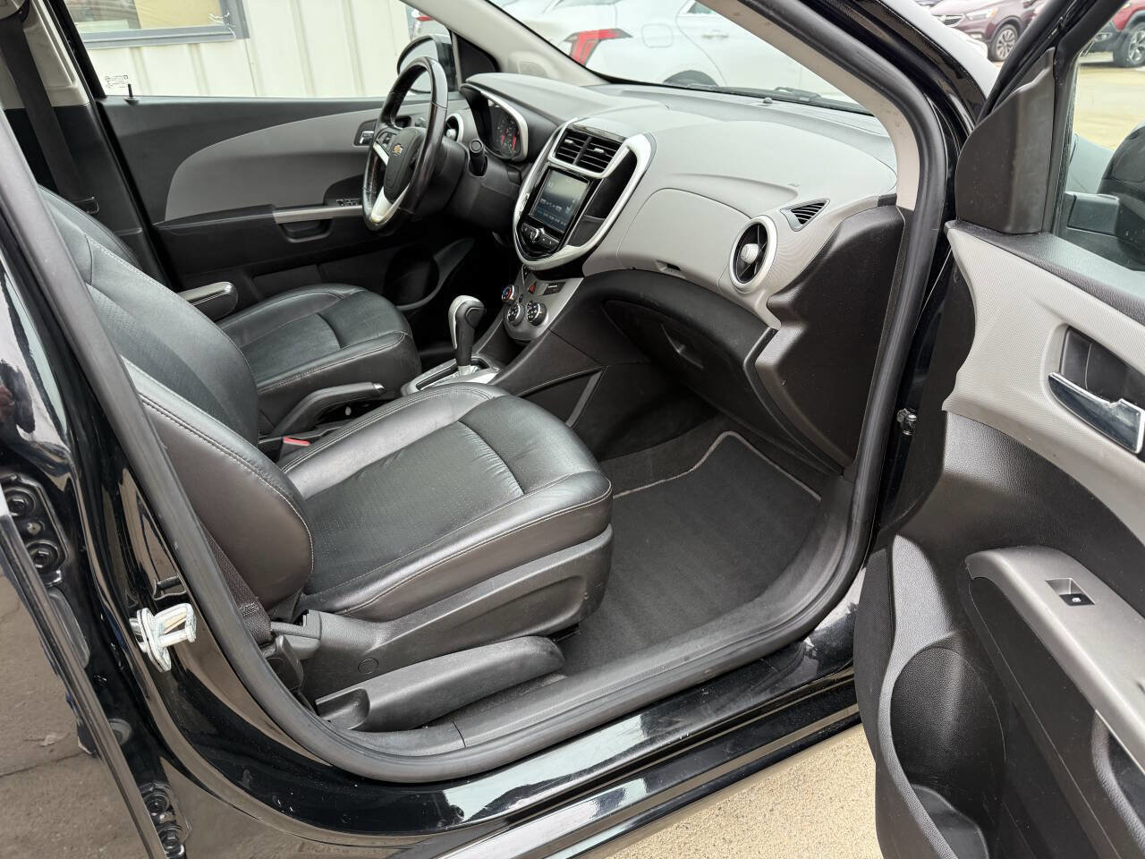 Used 2017 Chevrolet Sonic Premier image 11