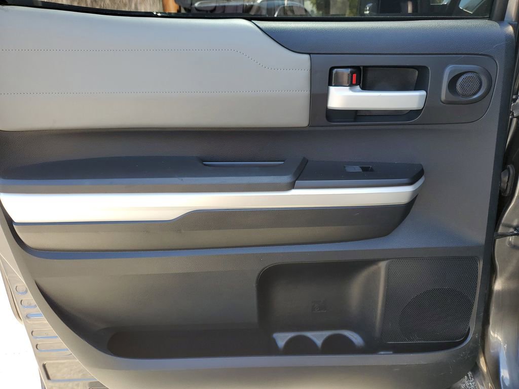 Used 2014 Toyota Tundra Limited w/ TRD Off Road Package image 18