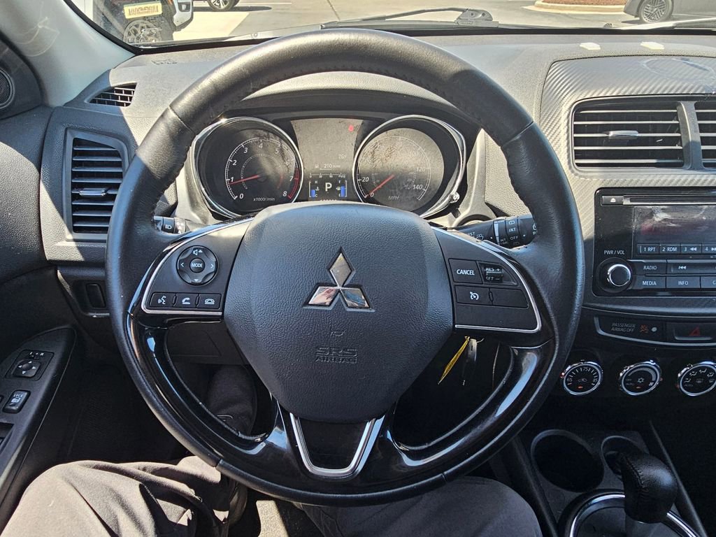 Used 2017 Mitsubishi Outlander Sport LE AWD/4WD image 16