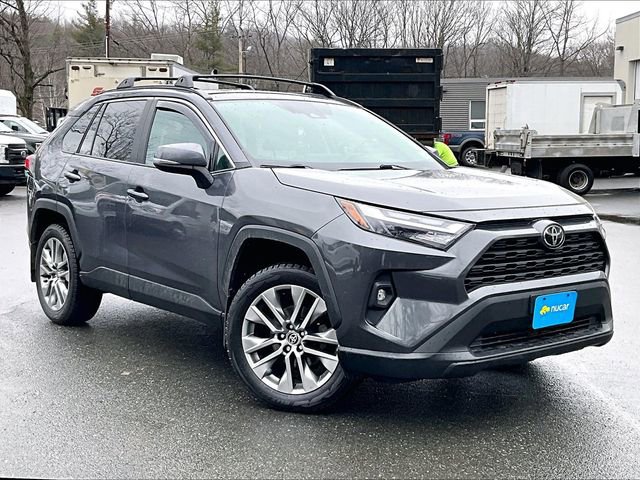 Used 2022 Toyota RAV4 XLE Premium image 1