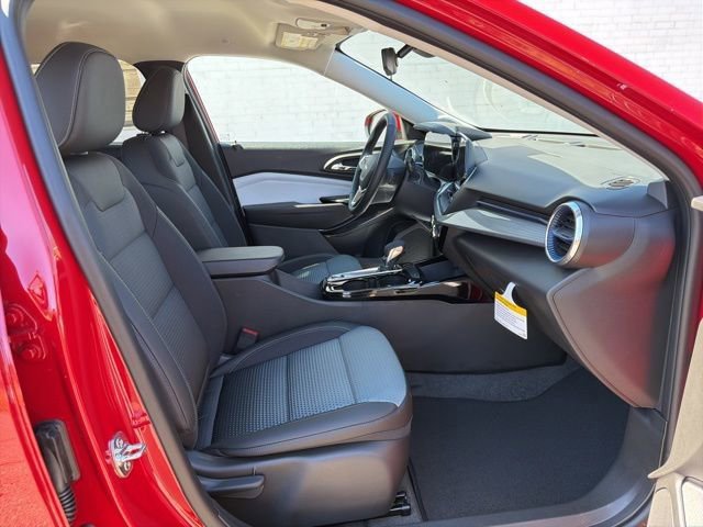 New 2026 Chevrolet Trax LT w/ Driver Confidence Package FWD image 12