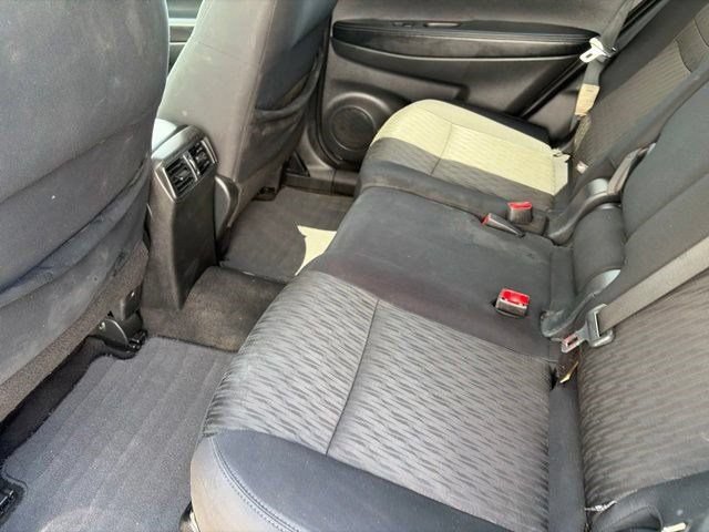 Used 2019 Nissan Rogue SV AWD/4WD image 29