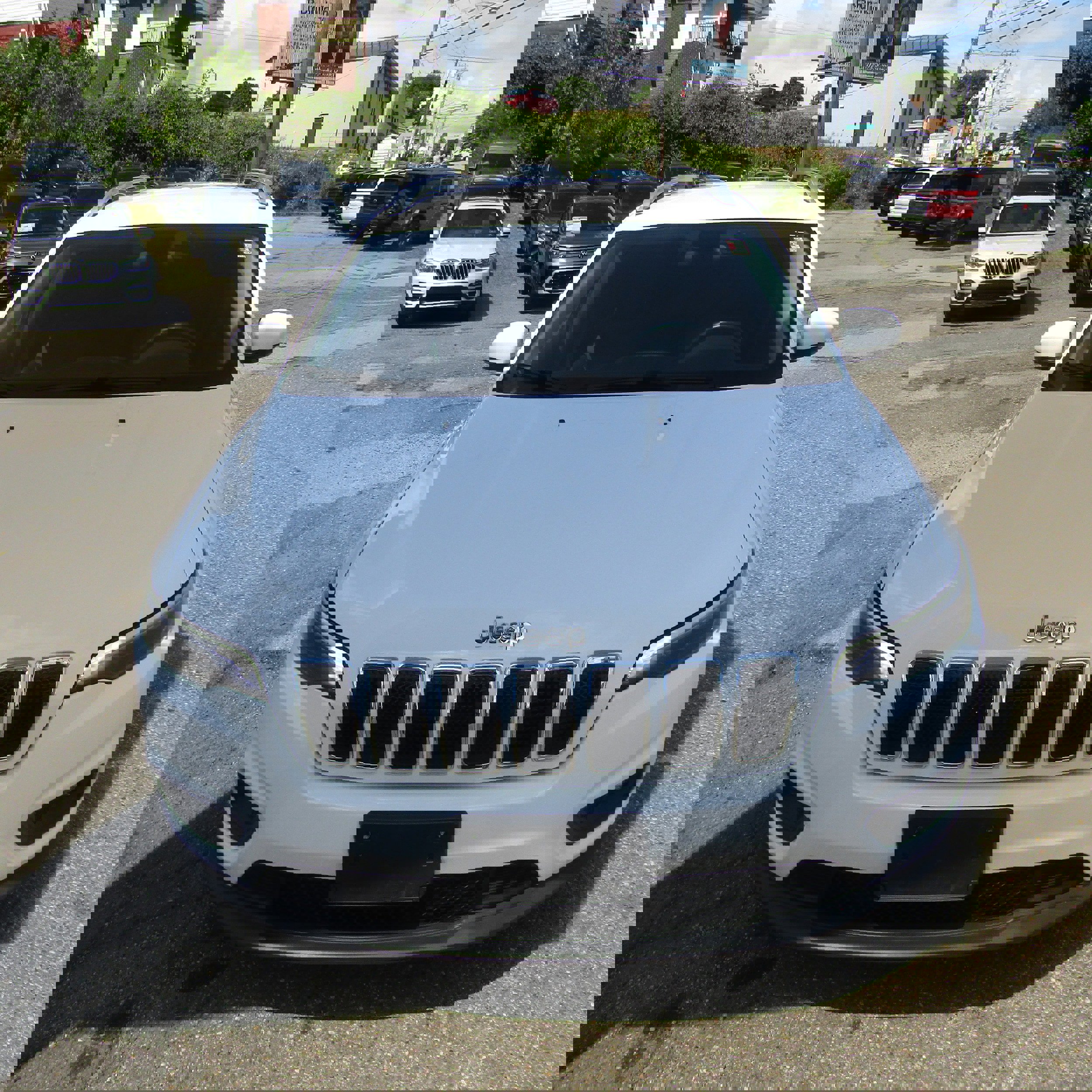Used 2019 Jeep Cherokee Latitude Plus