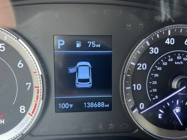 Used 2020 Hyundai Venue SEL w/ Convenience Package FWD image 12