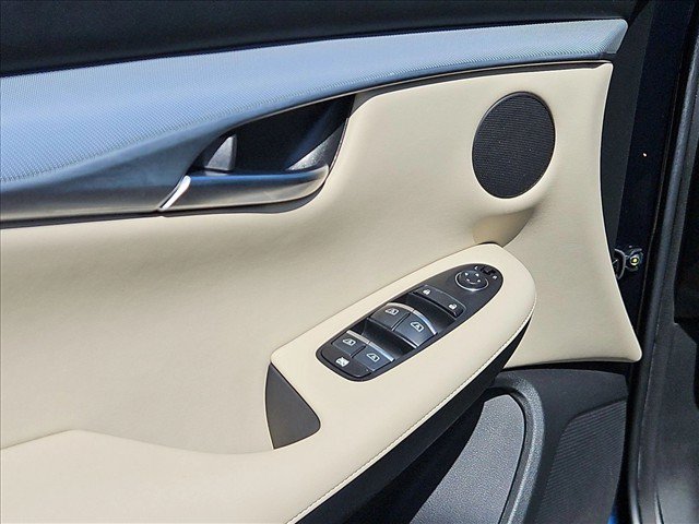 Used 2020 INFINITI QX50 Luxe w/ Navigation Package FWD image 24