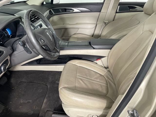 Used 2017 Lincoln MKZ Reserve FWD image 2