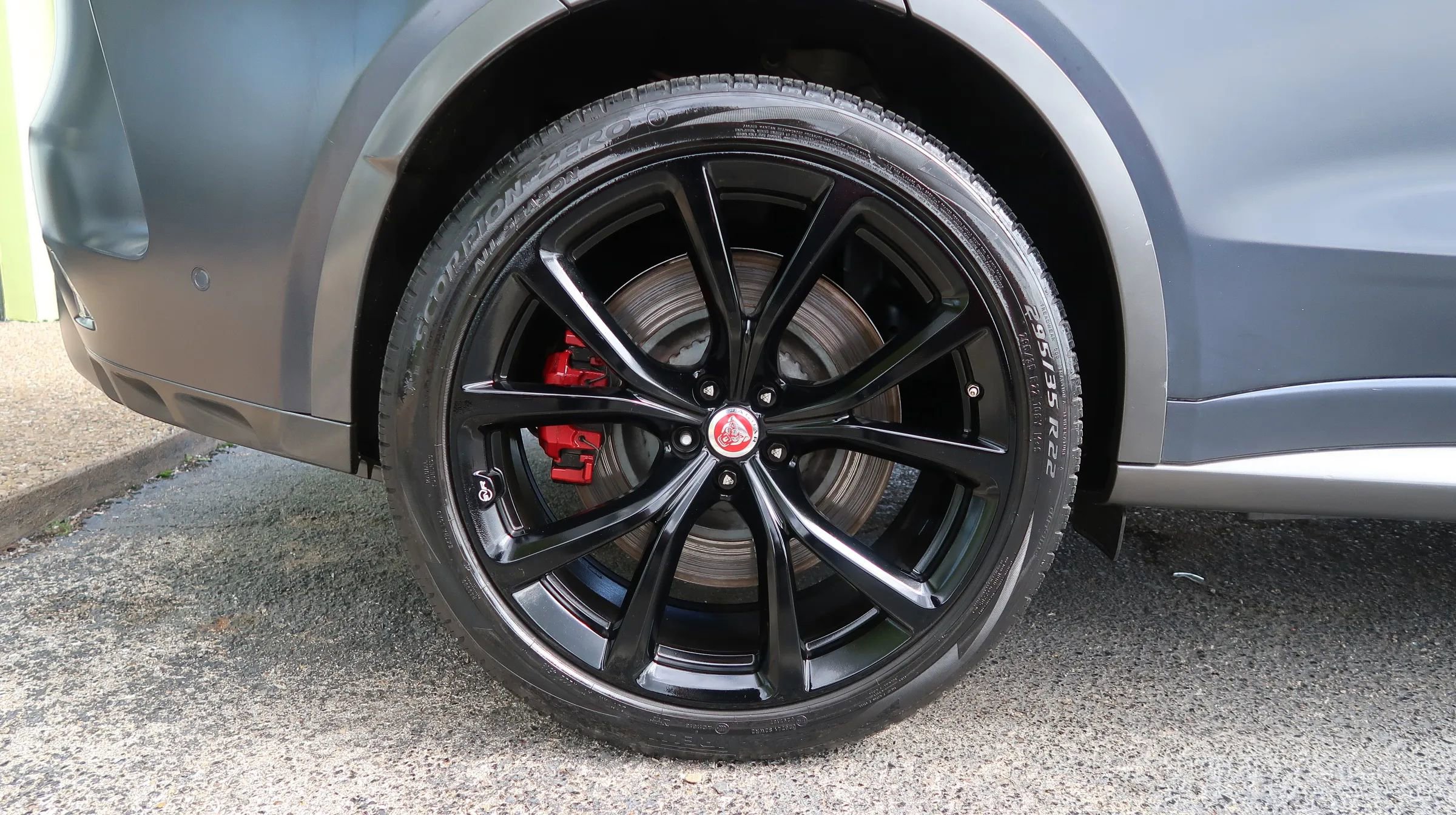 Used 2020 Jaguar F-PACE SVR AWD/4WD image 55