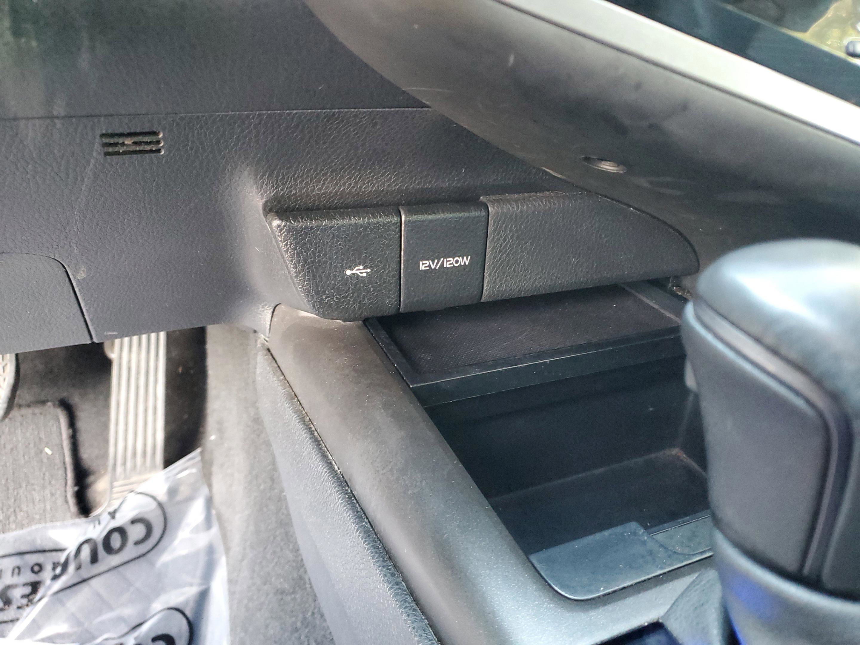 Used 2024 Toyota Camry SE image 25