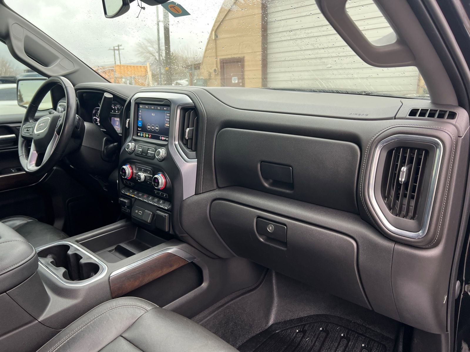 Used 2020 GMC Sierra 1500 SLT image 16