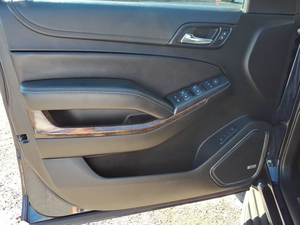 Used 2019 Chevrolet Tahoe LT AWD/4WD image 16