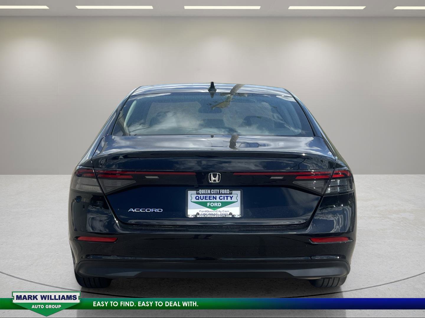Used 2025 Honda Accord SE image 4
