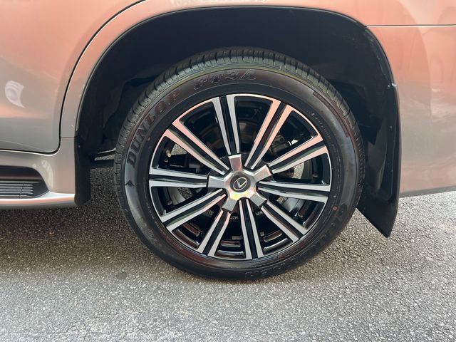 Used 2019 Lexus LX 570 570 image 42