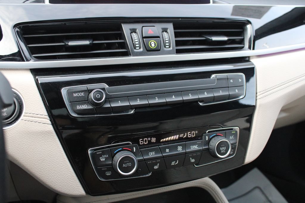 Used 2020 BMW X1 xDrive28i w/ Convenience Package AWD/4WD image 18