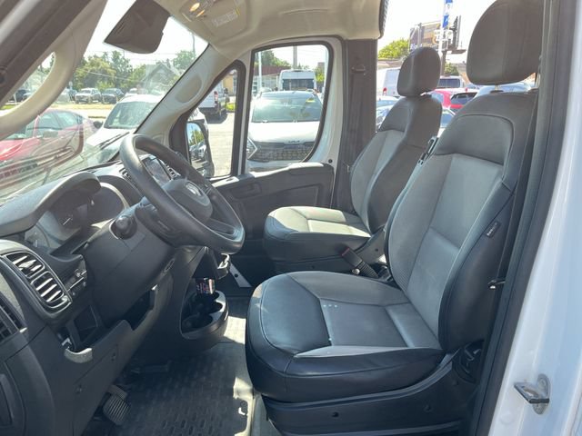 Used 2025 RAM ProMaster 2500 w/ Convenience Group FWD image 15