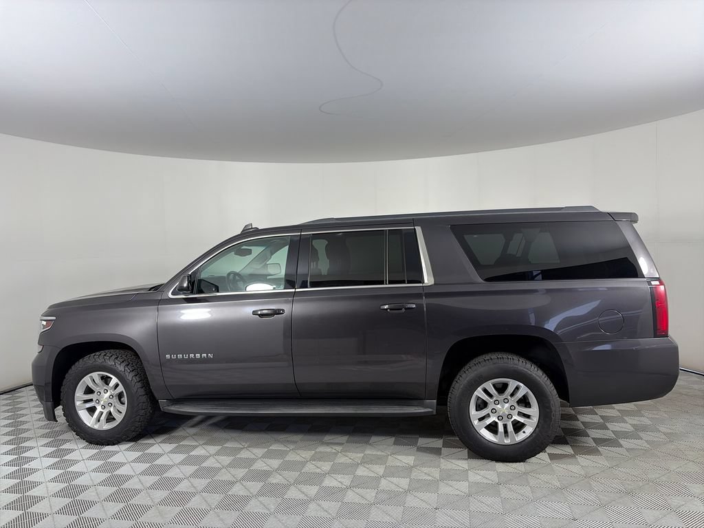 Used 2017 Chevrolet Suburban LS AWD/4WD image 4