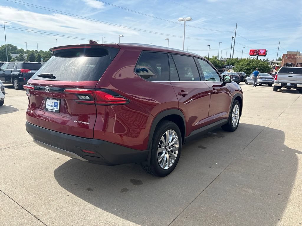 Used 2024 Toyota Grand Highlander AWD image 5