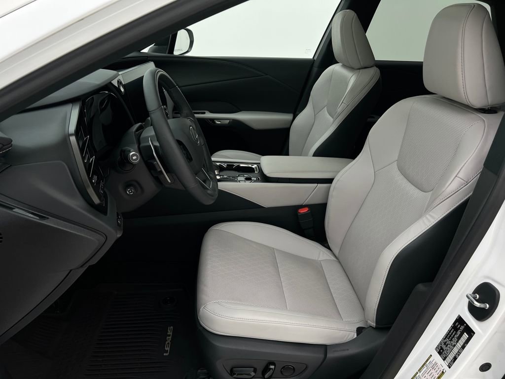 Used 2023 Lexus RX 350 Premium Plus w/ Accessory Package (Z1) image 10