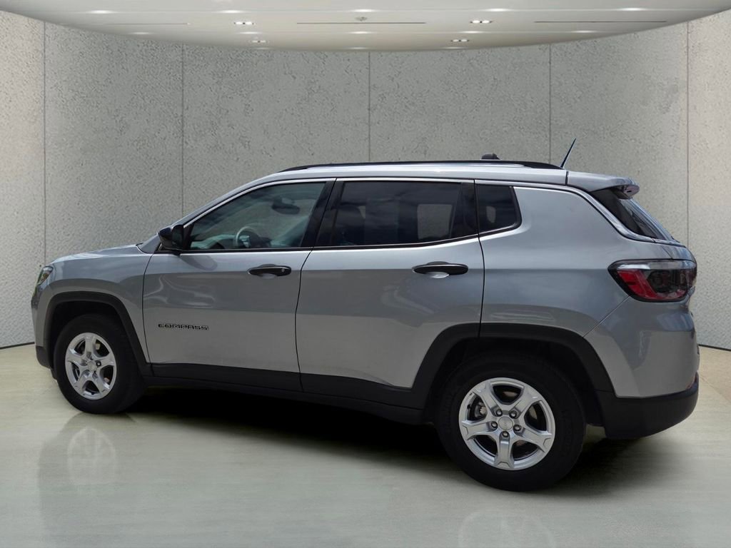 Certified 2022 Jeep Compass Sport image 5