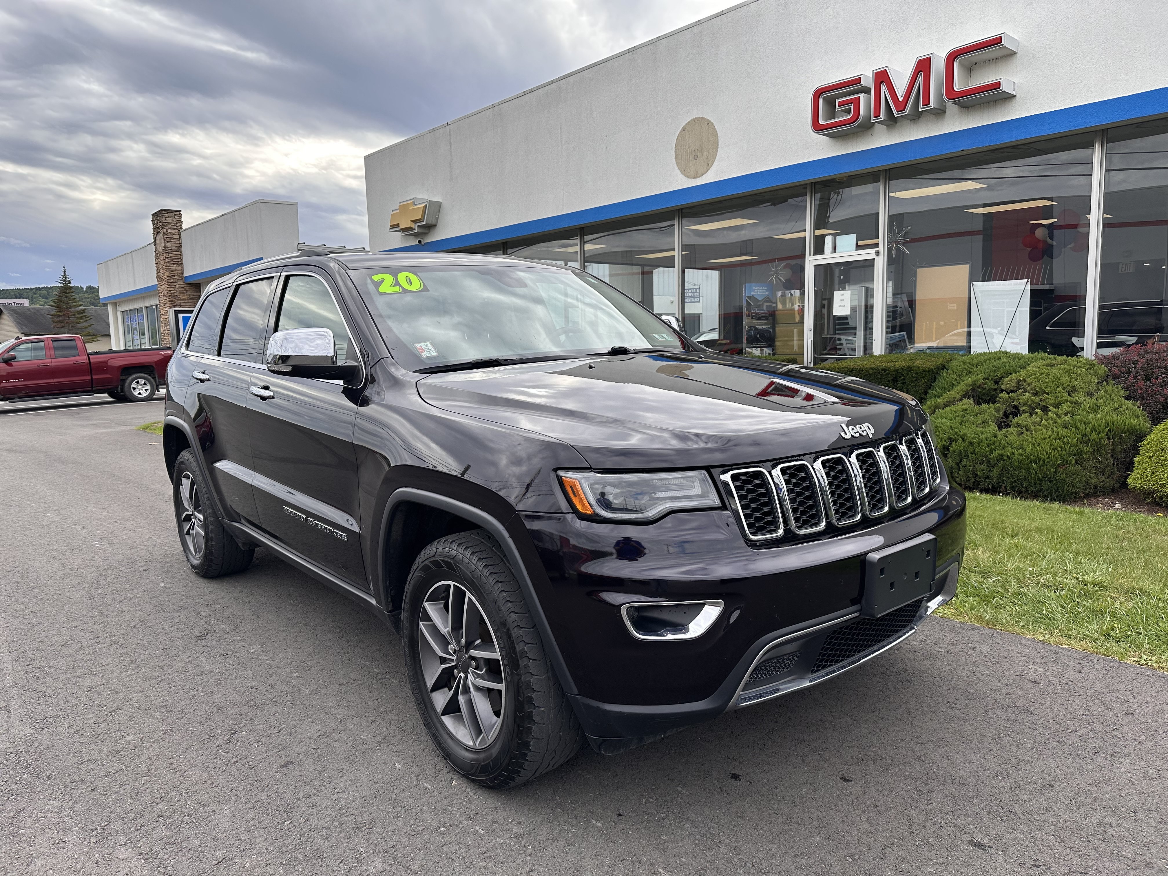 Used 2020 Jeep Grand Cherokee Limited w/ Premium Lighting Group