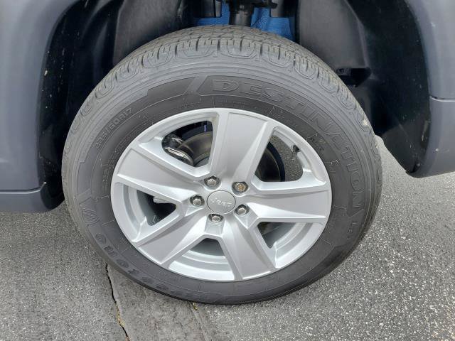 Used 2022 Jeep Compass Latitude AWD/4WD image 27