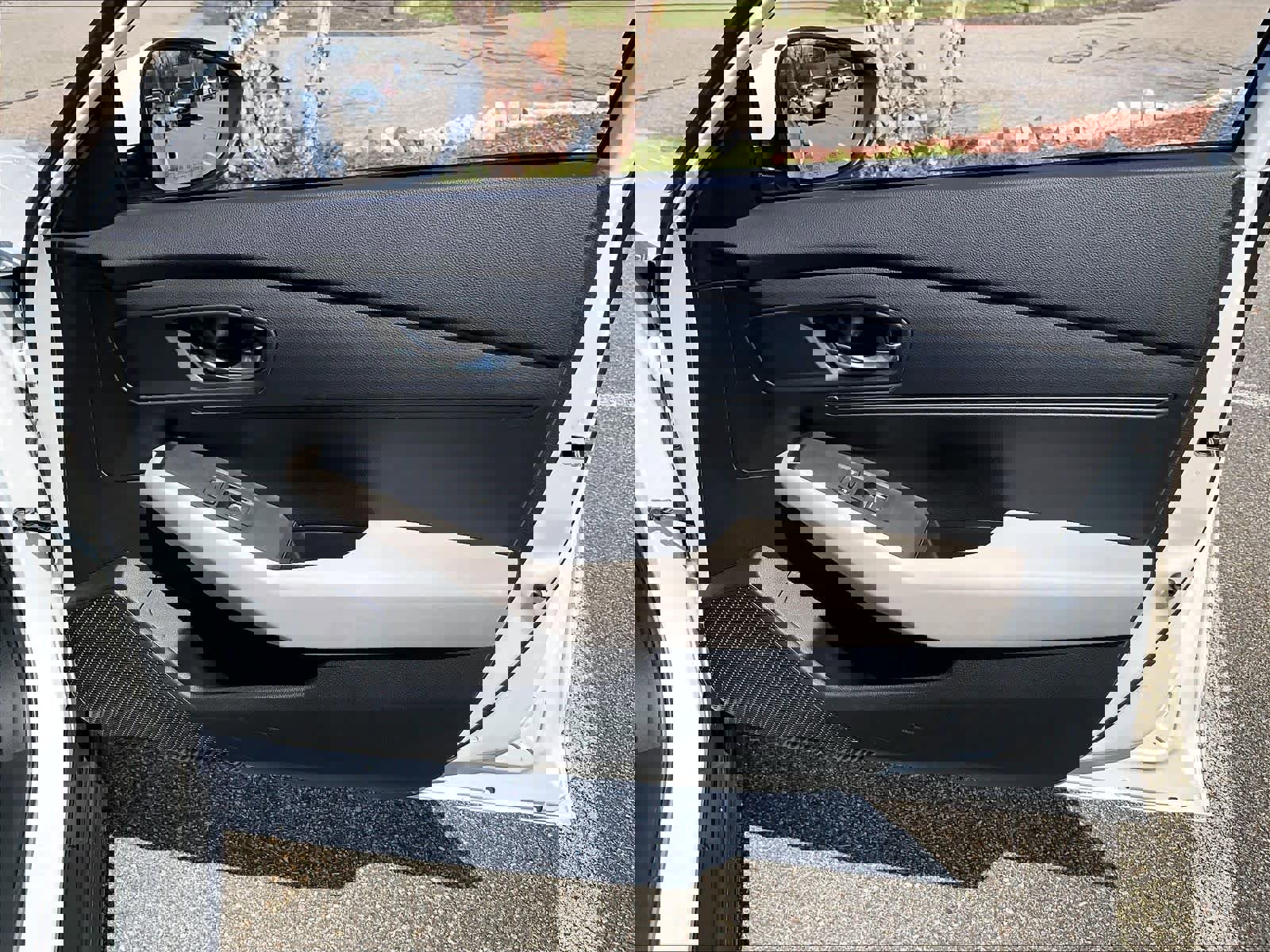 Used 2023 Honda Accord LX image 12