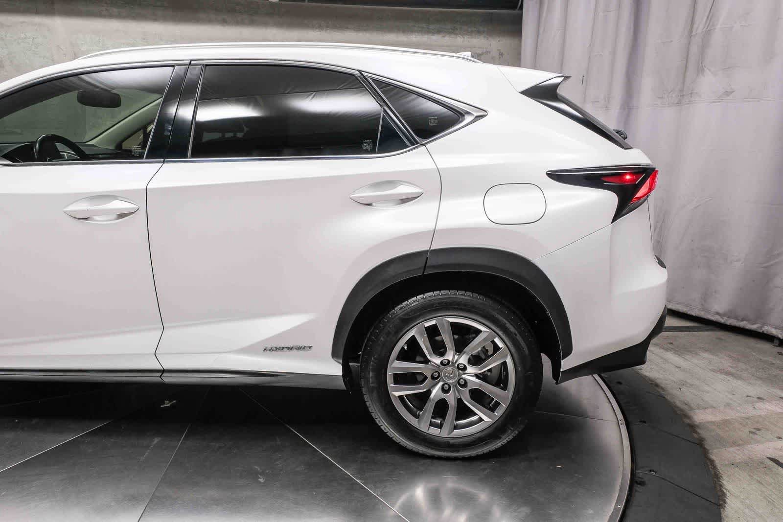 Used 2016 Lexus NX 300h AWD w/ Premium Package image 8