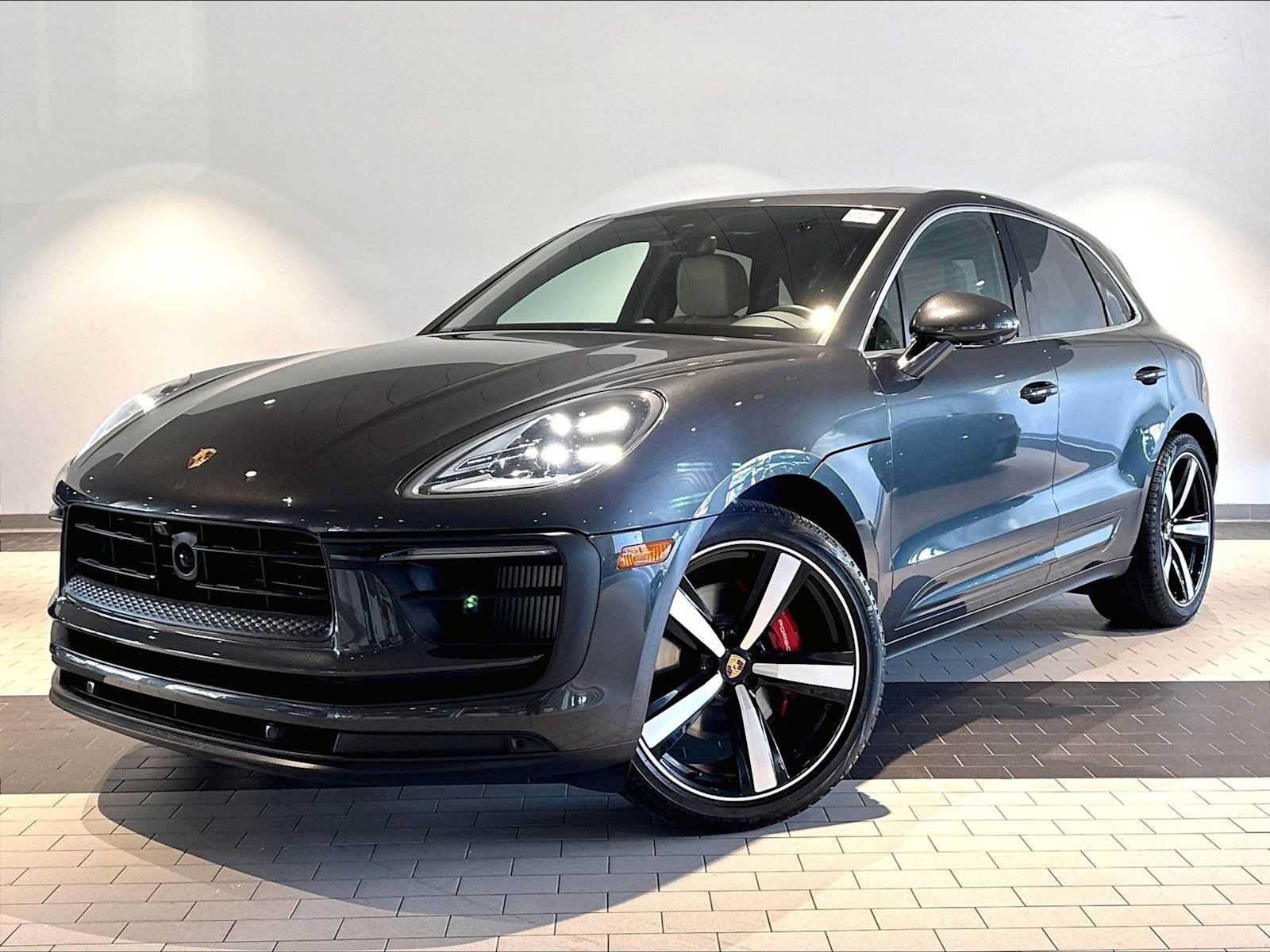 Used 2025 Porsche Macan S AWD/4WD video 1