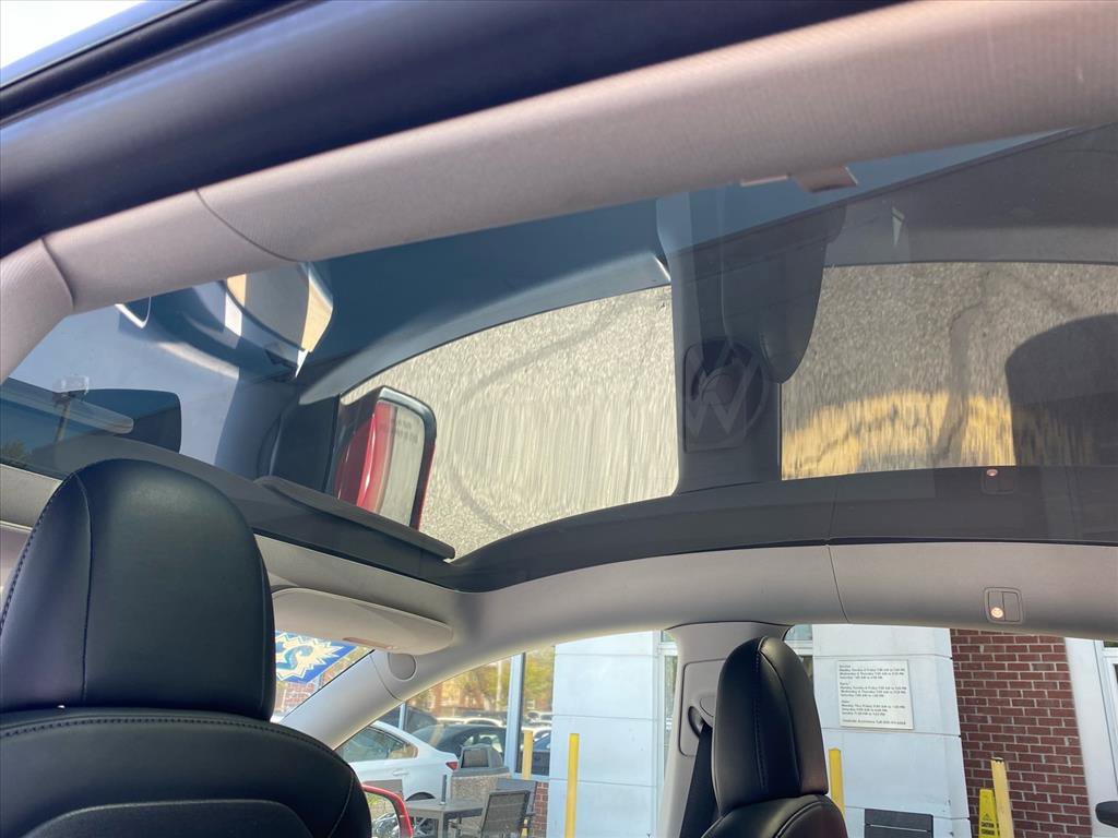 Used 2021 Tesla Model Y Long Range image 19