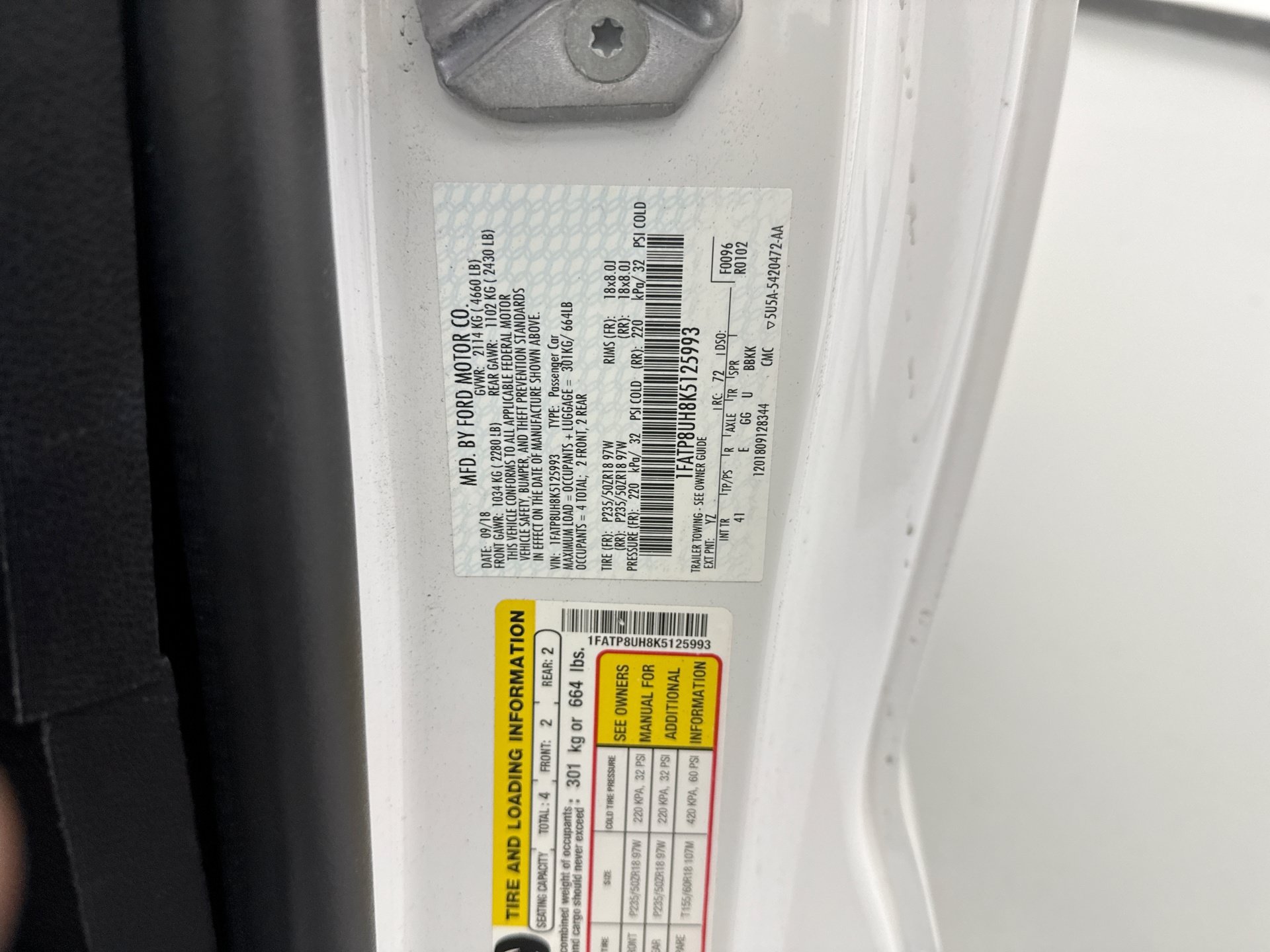 Used 2019 Ford Mustang Premium RWD image 10