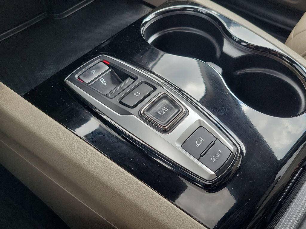 Used 2017 Honda Pilot Touring image 23