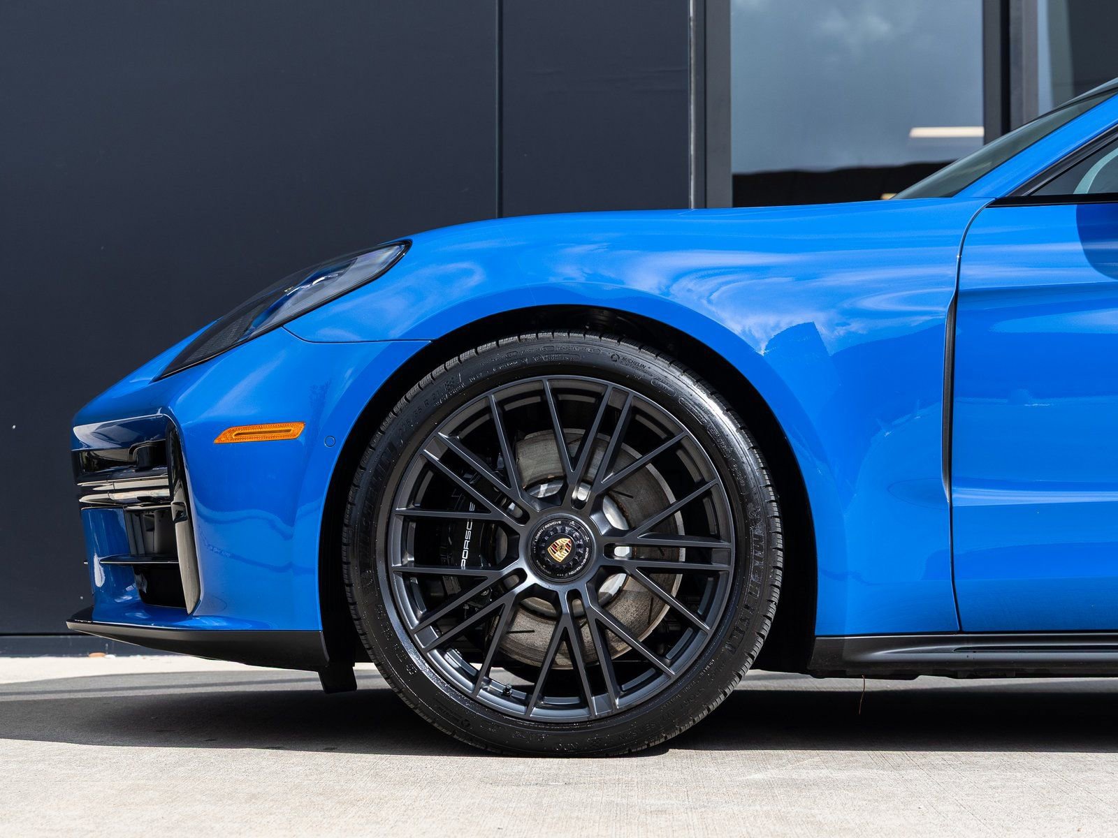 Used 2025 Porsche Panamera GTS image 13