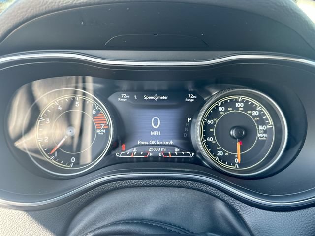 Certified 2023 Jeep Cherokee Altitude Lux AWD/4WD image 17
