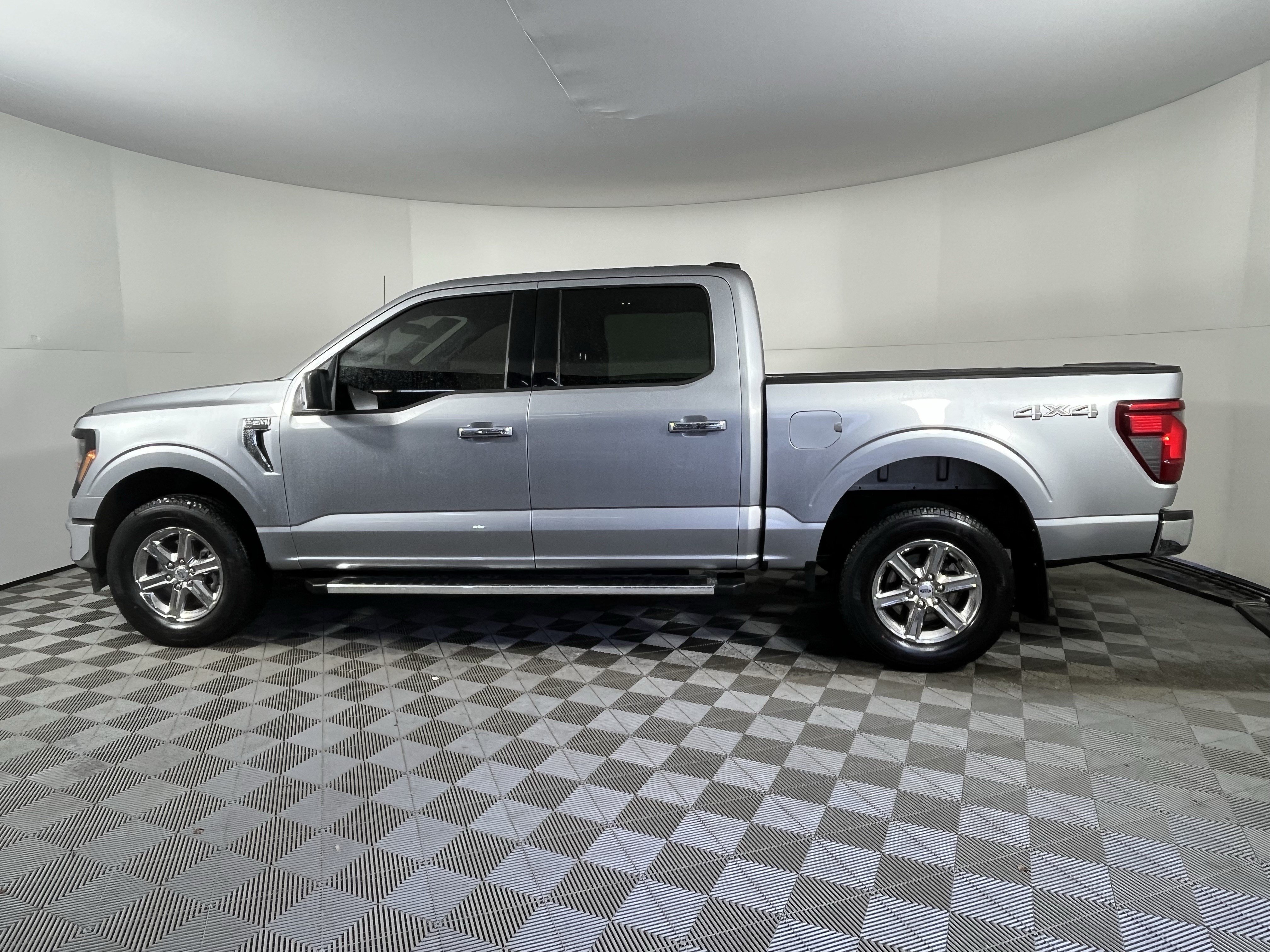 Used 2025 Ford F150 XLT w/ Equipment Group 301A Standard AWD/4WD image 2