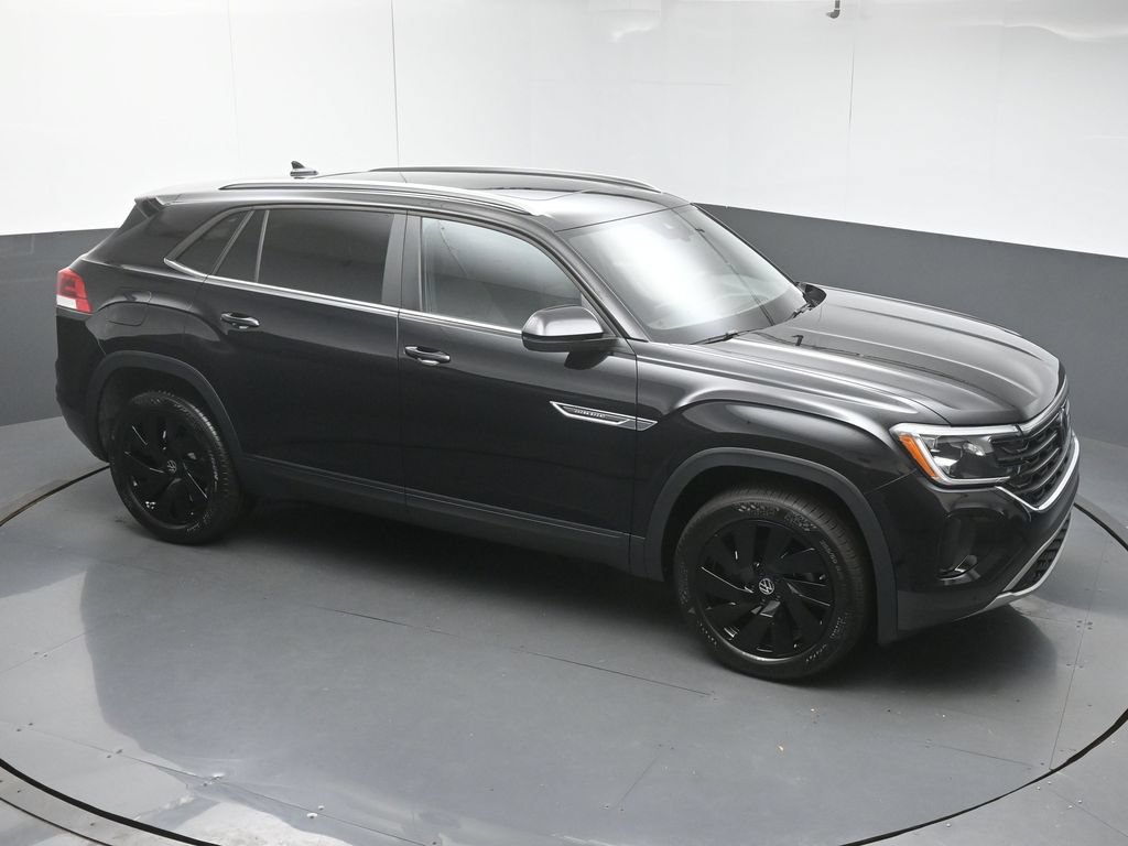 New 2026 Volkswagen Atlas Cross Sport SE FWD image 43