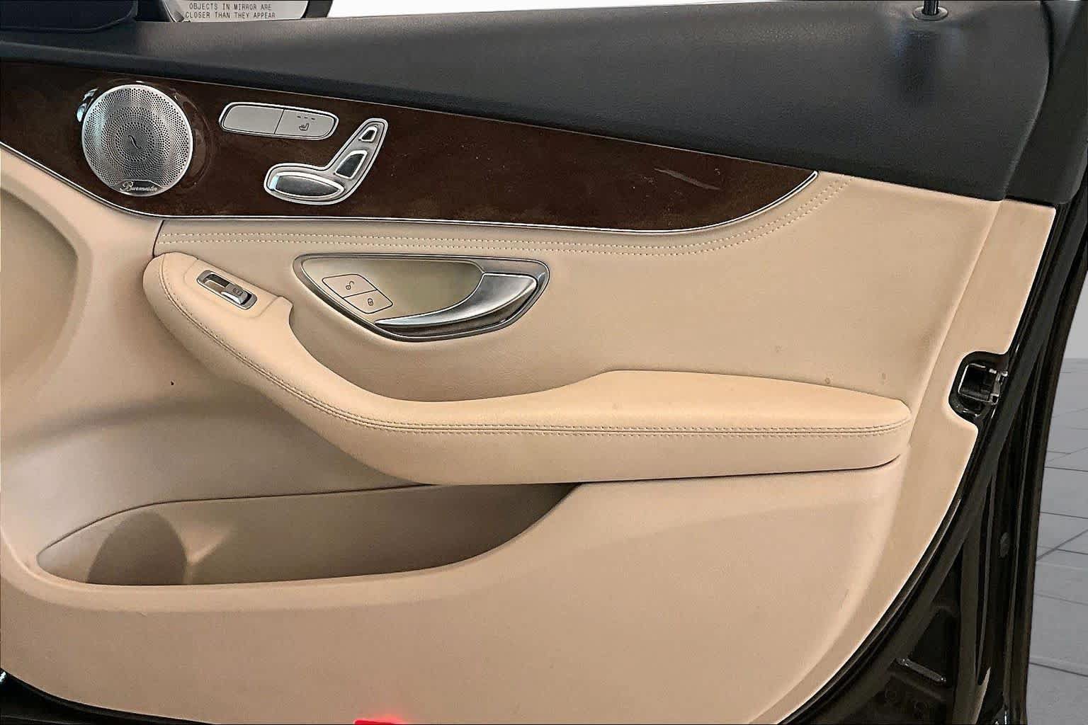 Used 2015 Mercedes-Benz C 300 4MATIC Sedan image 22