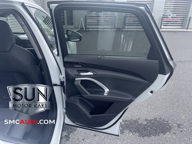 New 2025 Audi Q5 Prestige image 15