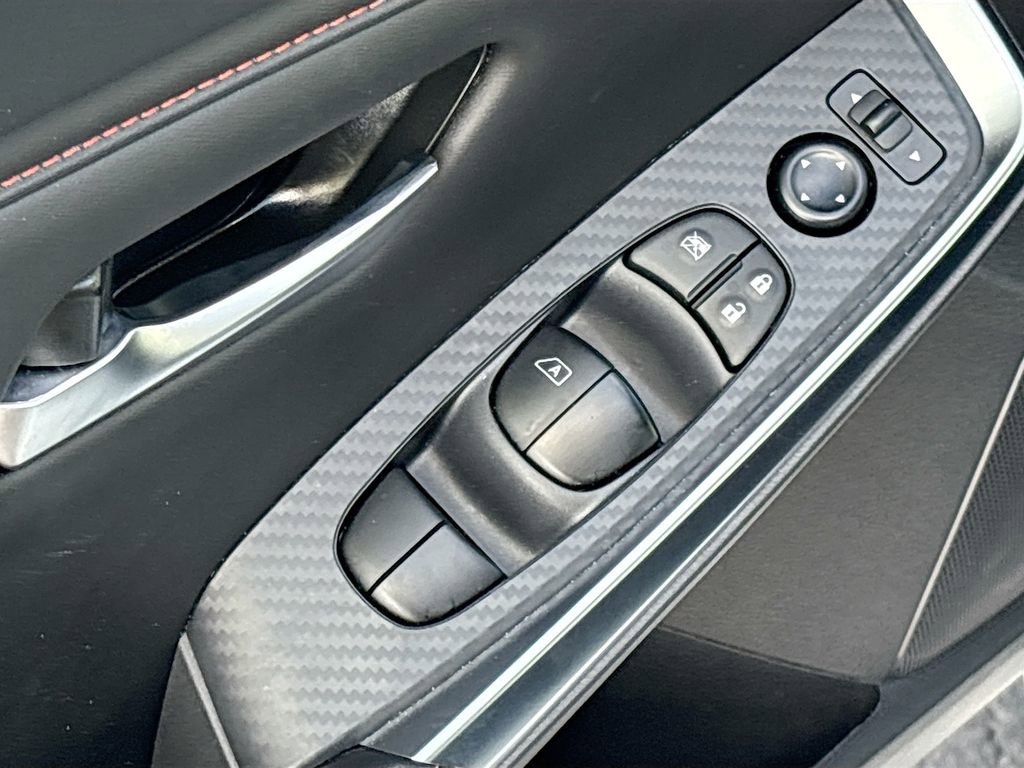 Used 2025 Nissan Sentra SR image 17