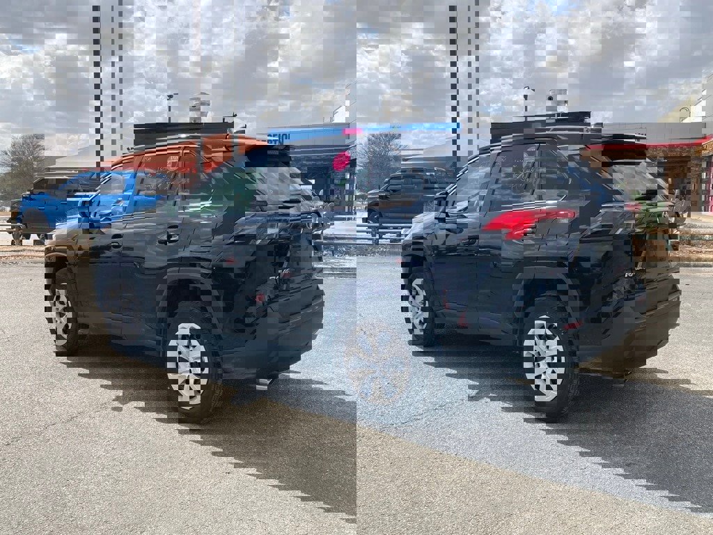 Certified 2025 Toyota RAV4 LE image 7