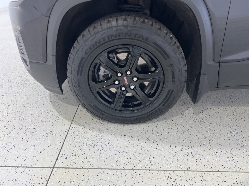 Used 2023 GMC Acadia AT4 w/ Preferred Package image 30