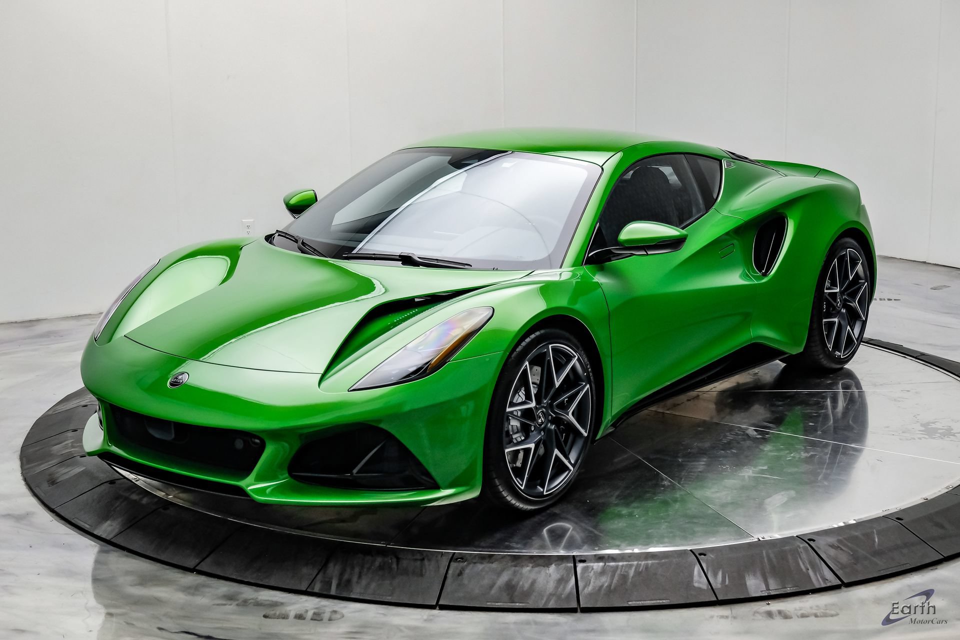 New 2026 Lotus Emira SE RWD image 7