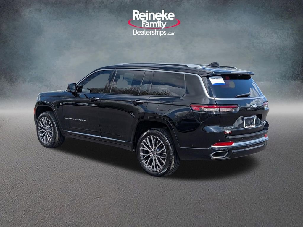 Used 2023 Jeep Grand Cherokee L Summit AWD/4WD image 8