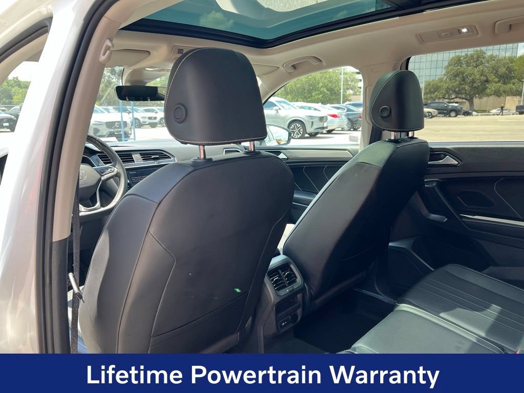 Used 2024 Volkswagen Tiguan SE w/ Panoramic Sunroof Package AWD/4WD image 21