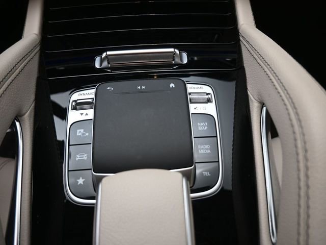 Used 2020 Mercedes-Benz GLE 350 4MATIC image 3