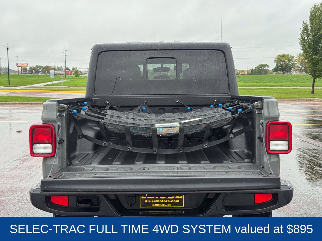 Used 2023 Jeep Gladiator Sport AWD/4WD image 35