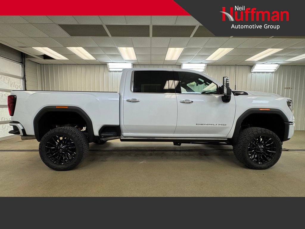 New 2026 GMC Sierra 2500 Denali Ultimate AWD/4WD image 1