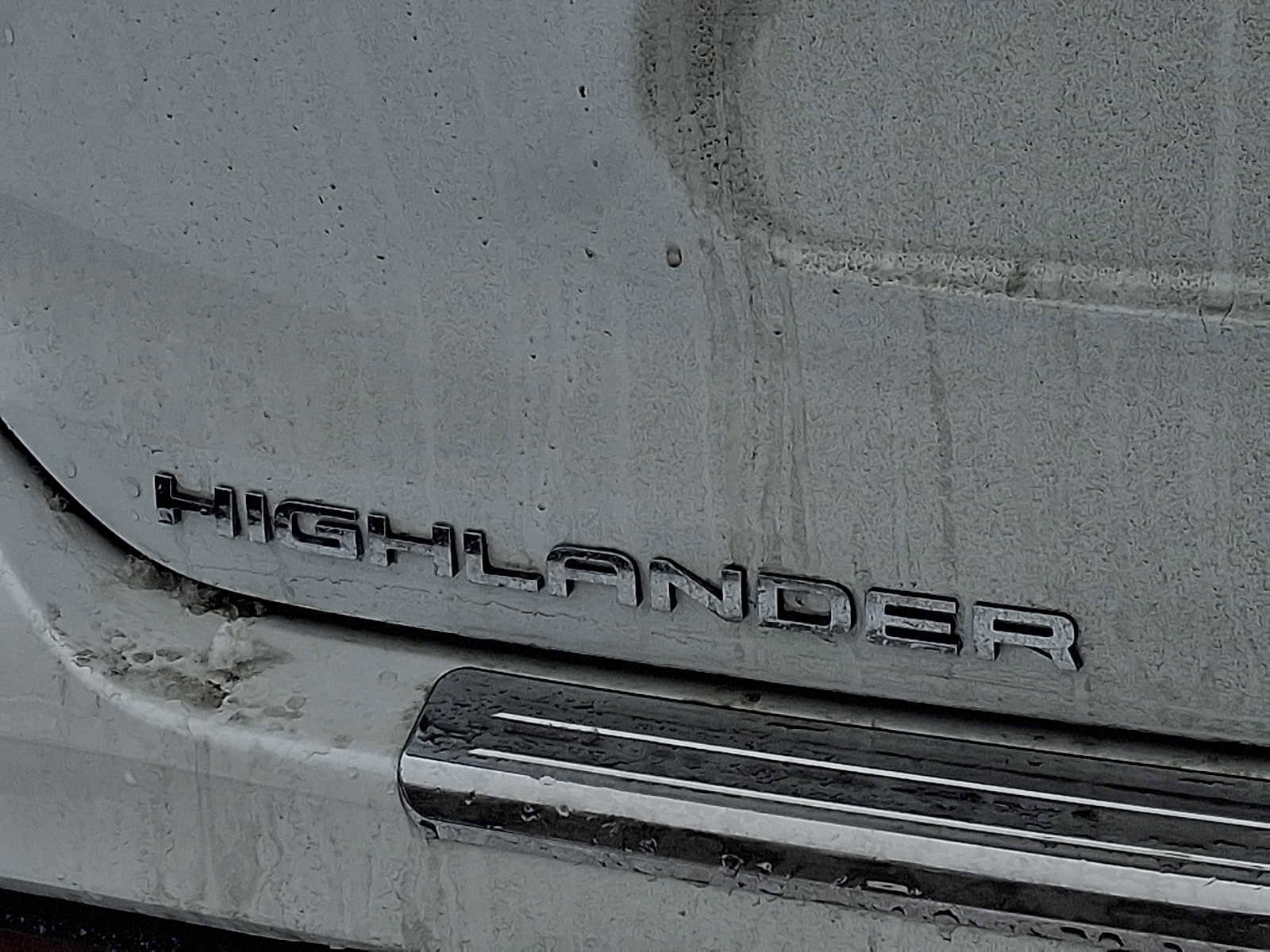 Used 2024 Toyota Highlander Platinum image 32