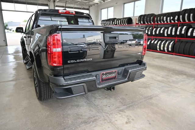 Used 2022 Chevrolet Colorado Z71 AWD/4WD image 7